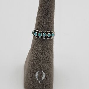 Vintage Sterling Silver Native Snake Eye Turquoise Dainty Ring